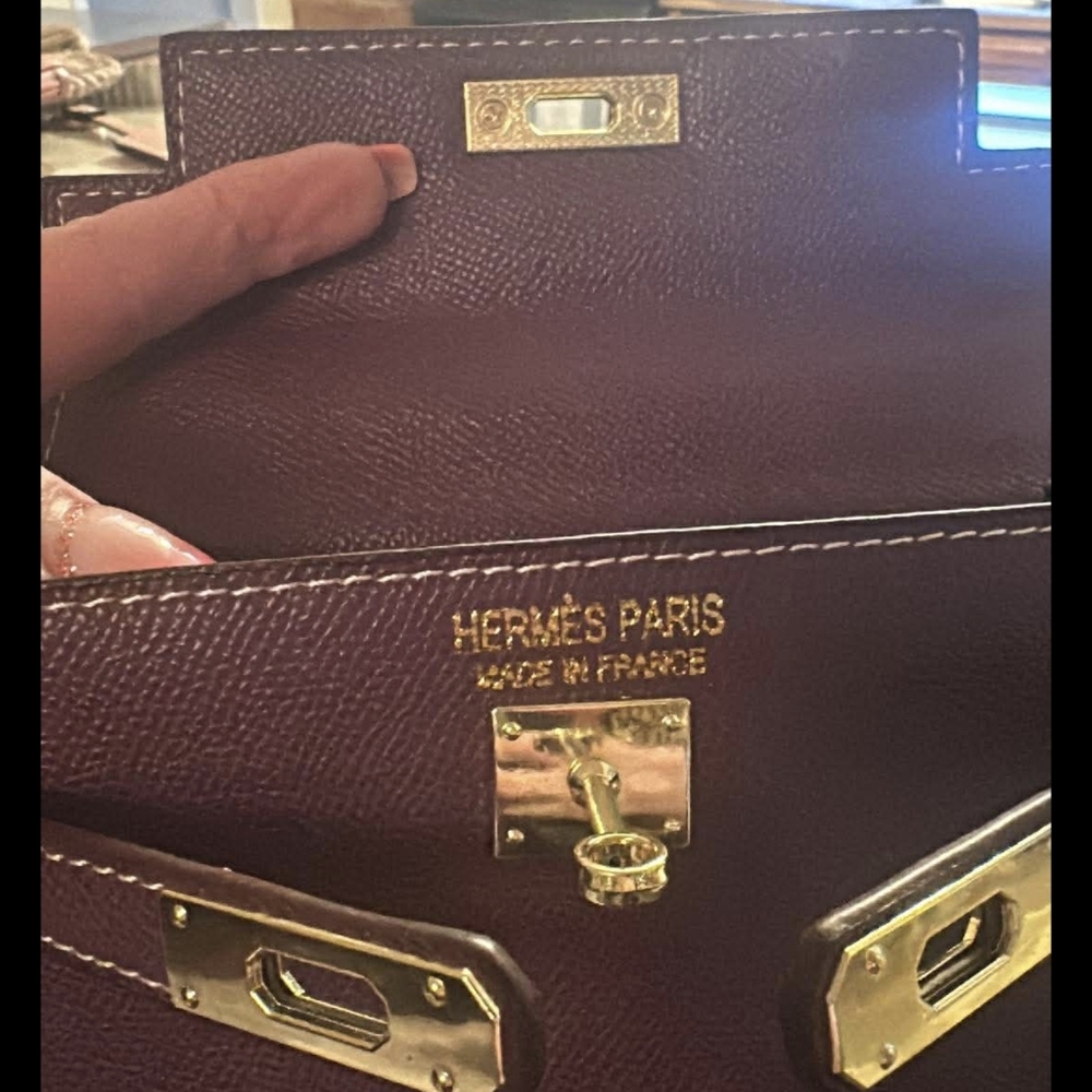 Chic Purple Mini Bag with Gold Accents - Picture 5 of 5
